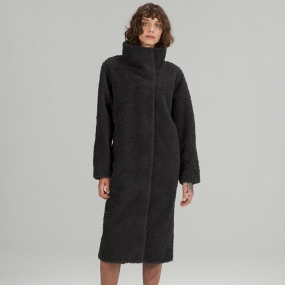 Lululemon Lab Textured Fleece Coat Black NWOT Size 10